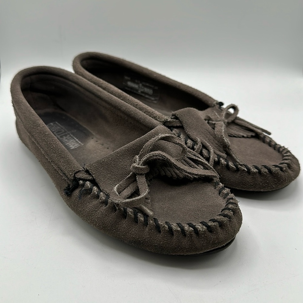 Minnetonka Kilty moccasins, size 6.5